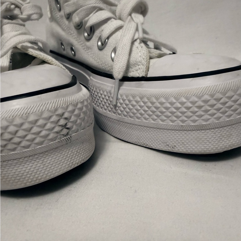 Chuck Taylor All Star Lift Platform Low-Top - Picture 7 of 7